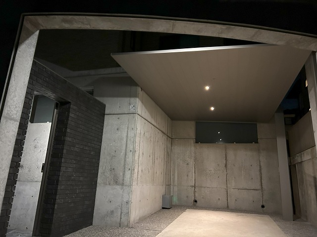 スタイリッシュと癒しを光で演出 株式会社 庭匠・彩 奈良県奈良市D様邸 Spectacular garden lighting by lighting professionals. Enjoy a dramatic, romantic, even mysterious scene comparing to a day time.