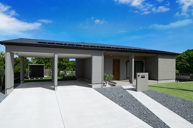 Timeless Balance 　～光と陰が織りなす、上質な暮らしのかたち。　クレアカーサ (株式会社 日立プロパティアンドサービス)　千葉県T様邸 Spectacular garden lighting by lighting professionals. Enjoy a dramatic, romantic, even mysterious scene comparing to a day time.