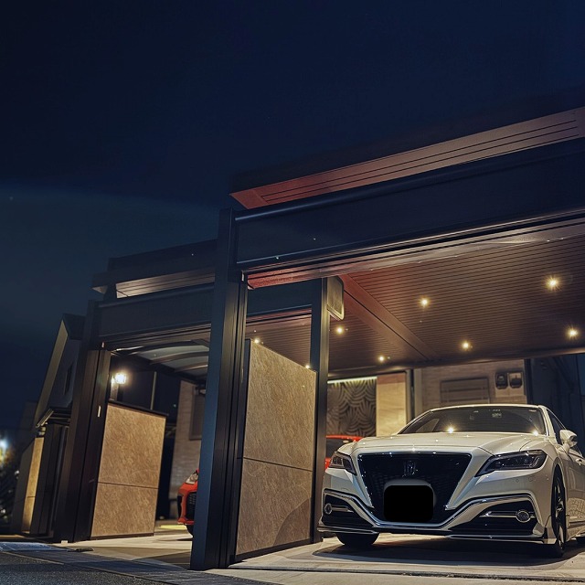 ラグジュアリーな大人の遊び心　BracE　兵庫県M様邸 Spectacular garden lighting by lighting professionals. Enjoy a dramatic, romantic, even mysterious scene comparing to a day time.